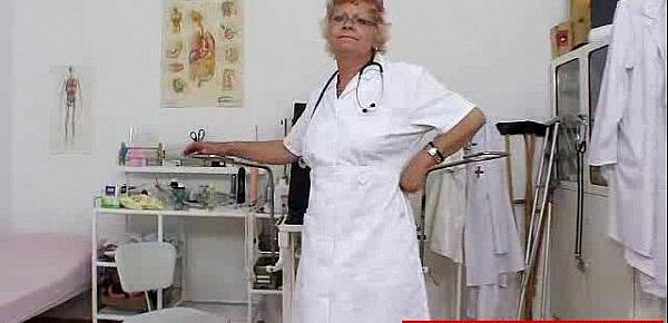  httpgrannydoctor.comwmvNaughtyHeadNurse.com bety 1 640x360 100651 tube.jpg